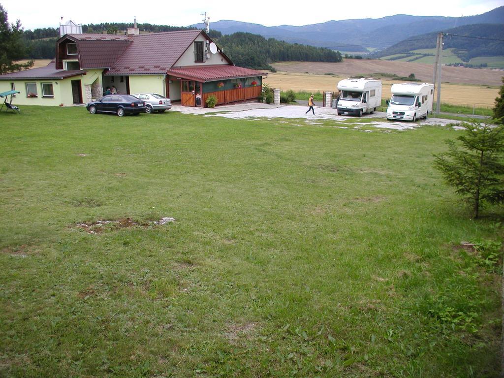 Hotel Penzion Dreveník Spišské Podhradie Exterior foto