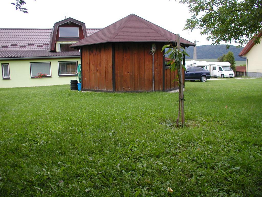 Hotel Penzion Dreveník Spišské Podhradie Exterior foto